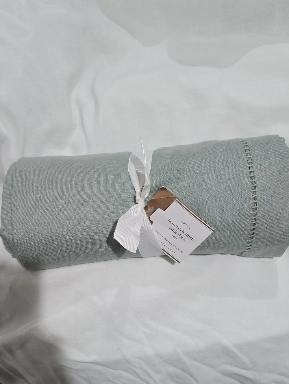 High Quality Nwt Pottery Barn Hemstich Linen Tablecloth 70x108 Inches